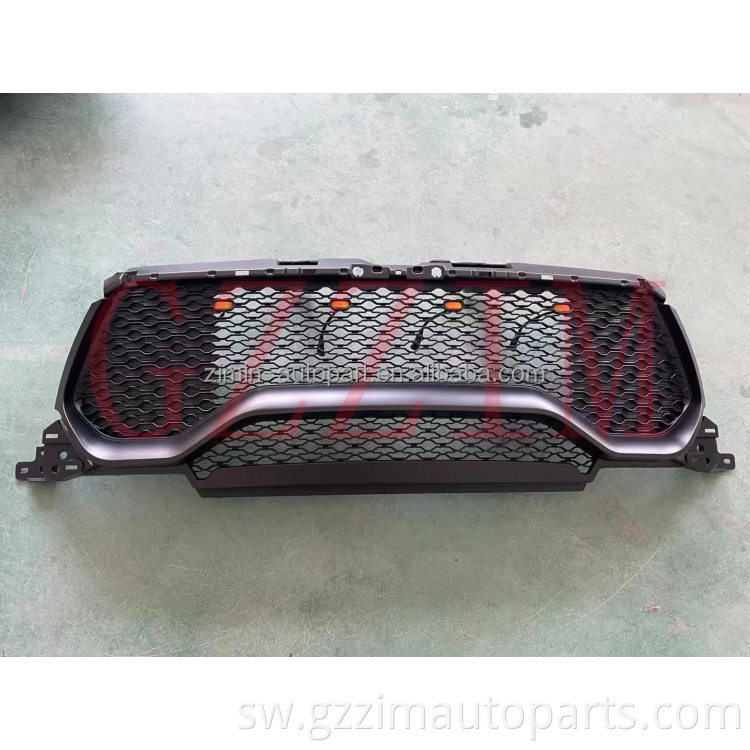 Modified Black Front  Middle Grille Used For RAM 1500 2019+